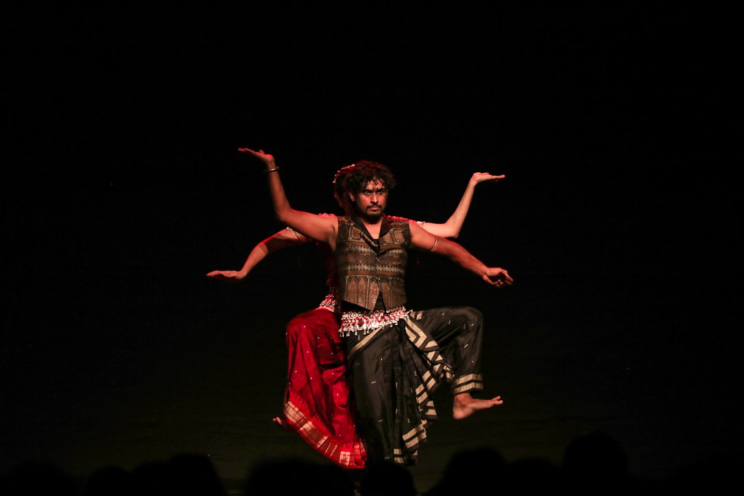 Pengaruh Kompensasi Terehadap Motivasi Kerja dan Loyalitas (Studi pada Karyawan PT Bank Rakyat Indonesia (Persero) Tbk Cabang Malang Image