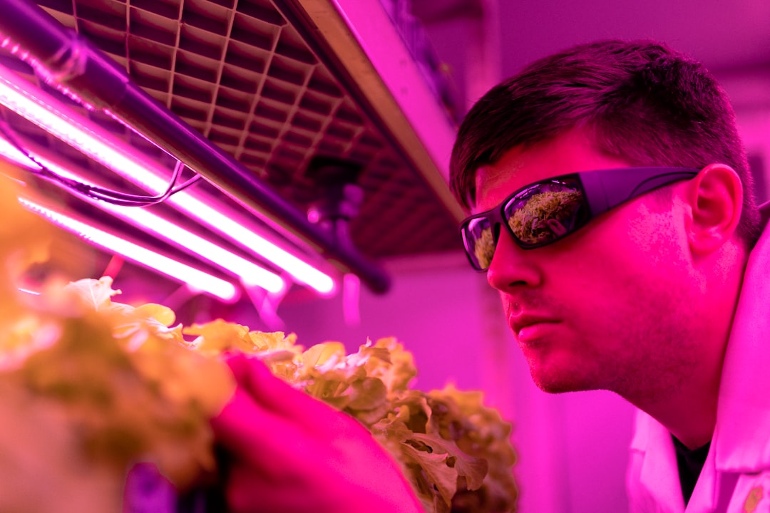 Perancangan Promosi Keindahan Dan Kebudayaan Ambon Melalui Media Audio Visual (Times New Roman 14 PT, Bold, Center, Maksimal 14 Kata) + (Dua Spasi, 10 PT) Image