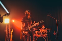 Pengembangan Motif Rantai, Tampuk Manggis, Pucuk Rebung, Siku Awan, dan Lebah Bergayut pada Kain Songket Melayu Riau Image