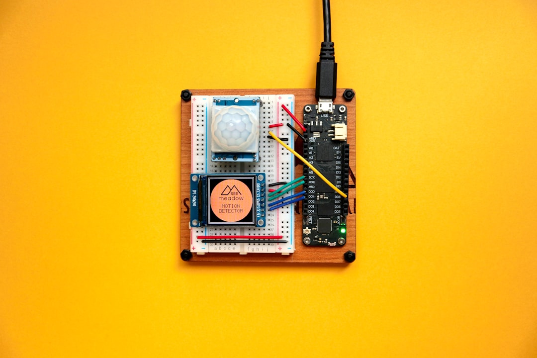 The Mobilization of Using Cultures and Local Government\u0027s Political\u002DEconomy Goals in Post\u002DReformation Banyuwangi Image