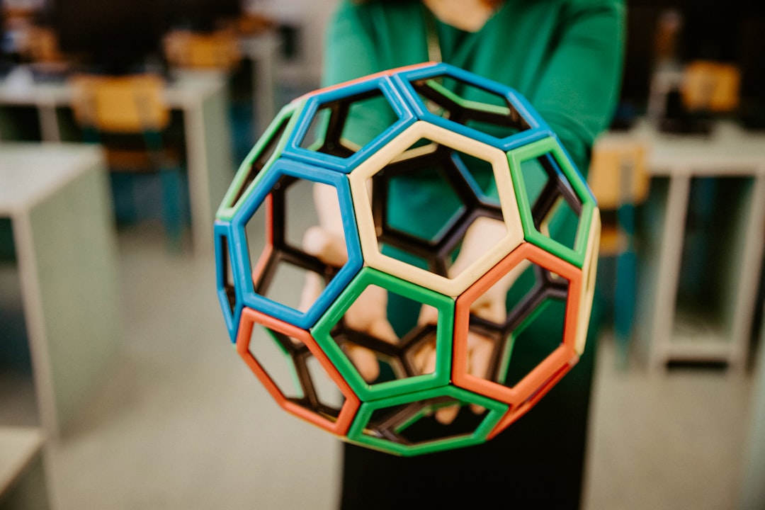 Sidang Fakir Empunya Kata Karya Syaikh Hamzah Fansuri Kajian Filologis dan Analisis Semiotik Image