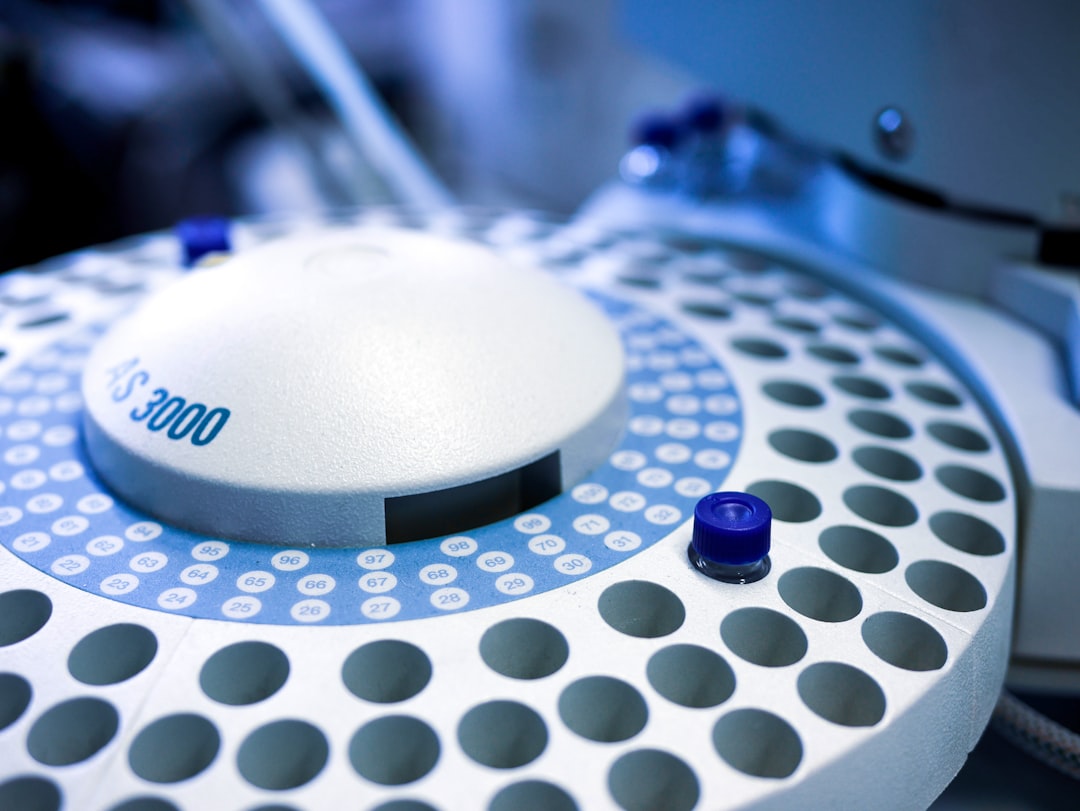 Morfem Tindakan Bahasa Jawa dalam Perbandingan dengan Bahasa Indonesia dan Bahasa Daerah yang Lain Image