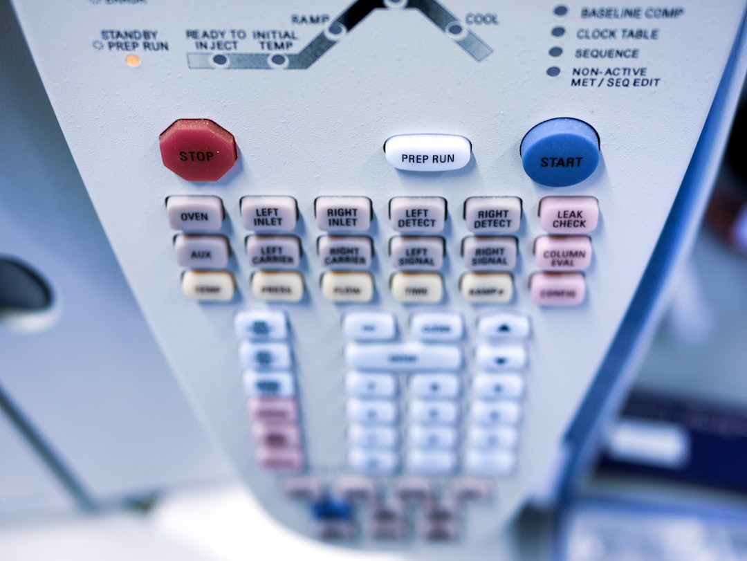 Pembuktian Noodweer (Pembelaan Terpaksa) Dalam Tindak Pidana Pembunuhan Menurut Pasal 49 Ayat (1) Kitab Undang\u002Dundang Hukum Pidana Image