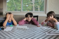 Penggunaan Skincare dan Penerapan Konsep Beauty 4.0 pada Media Sosial (Studi Netnografi Wanita Pengguna Instagram) Image