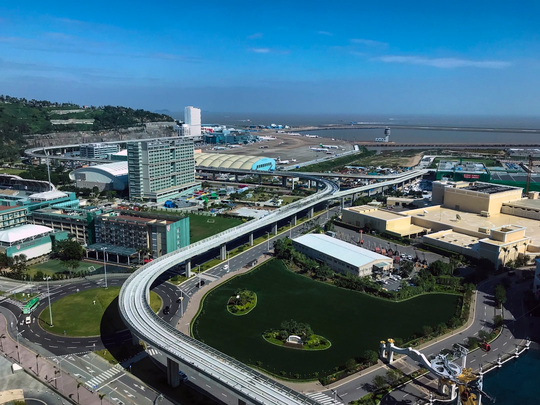 Strategi Kader Partai Politik dalam Pendidikan Politik Bagi Masyarakat Ditinjau dari Perspektif Ketrampilan Kewarganegaraan (Studi terhadap Kader Partai Golkar Kabupaten Sragen) Image