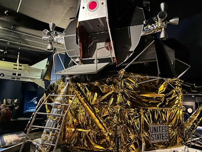 Teori Ketidakpastian Heisenberg dalam Peristiwa Isro\u0027 Mi\u0027roj Image