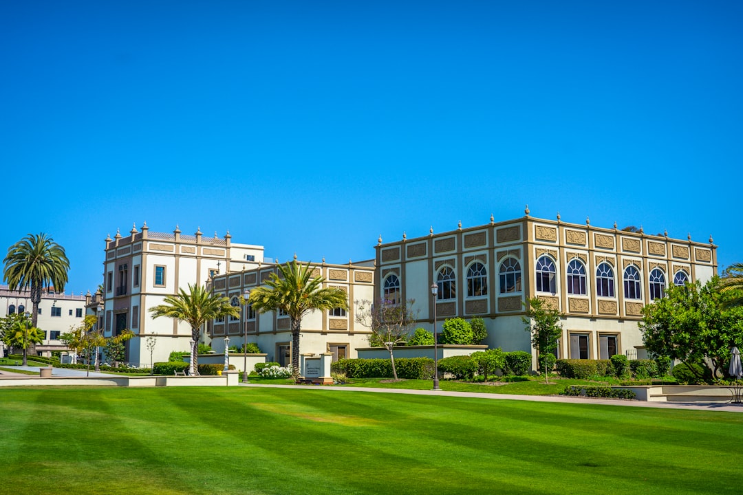 Analisis Keberlanjutan Pembangunan Pulau\u002Dpulau Kecil: Pendekatan Model Ekologi\u002Dekonomi Image