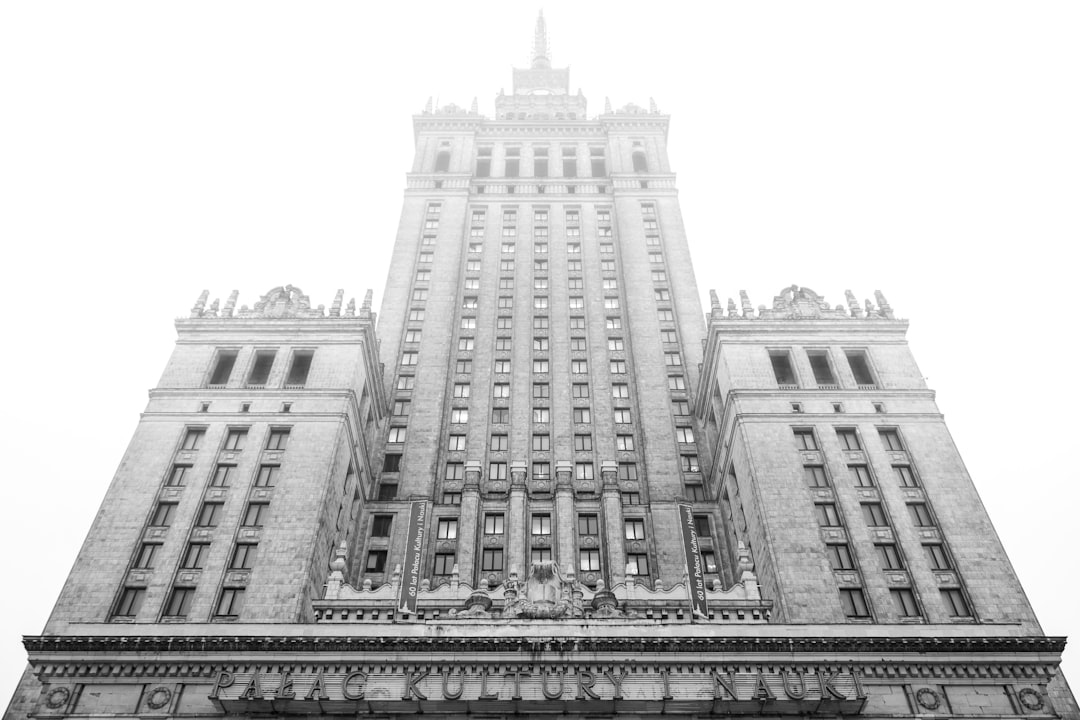 Independensi Komite Audit, Kualitas Audit Dan Kualitas Laba: Bukti Empiris Perusahaan Dengan Kepemilikan Terkonsentrasi Image